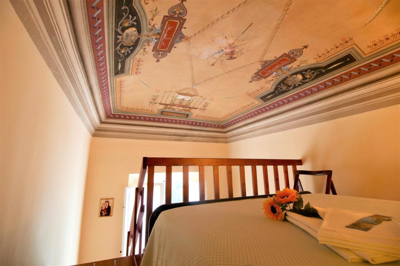 Villa Teresa Порт-Аццурро Экстерьер фото